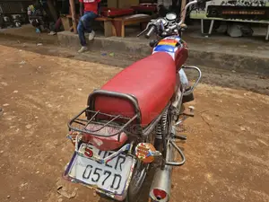 Bajaj Boxer 2016 Red