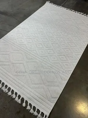 Turkiss Centre Carpet Off White
