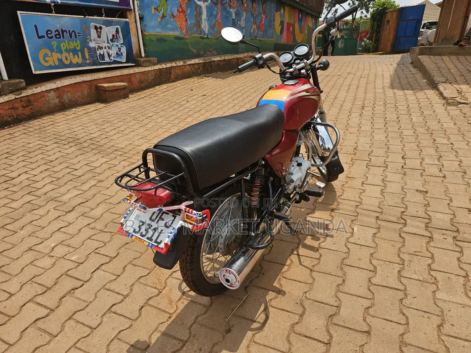 Bajaj Boxer 2023 Red