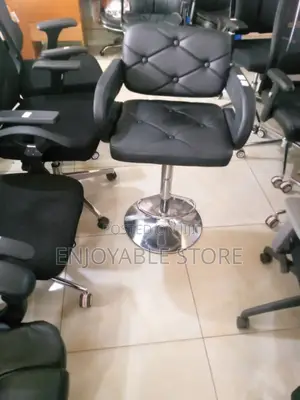 Saloon Chair Executive Saloon Stool Chair
