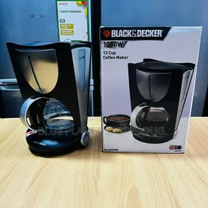 Black + Decker "12 Cups" Coffee Makers \\ 1050w \\ Dcm80-B5