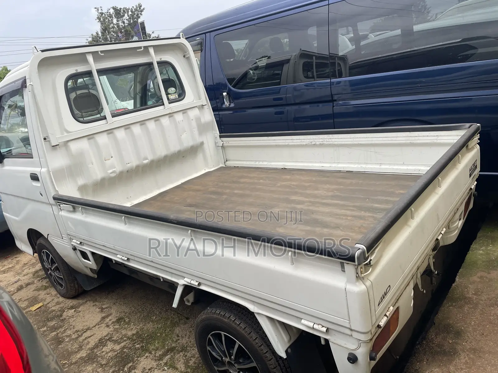 Daihatsu HIJET 2012 White