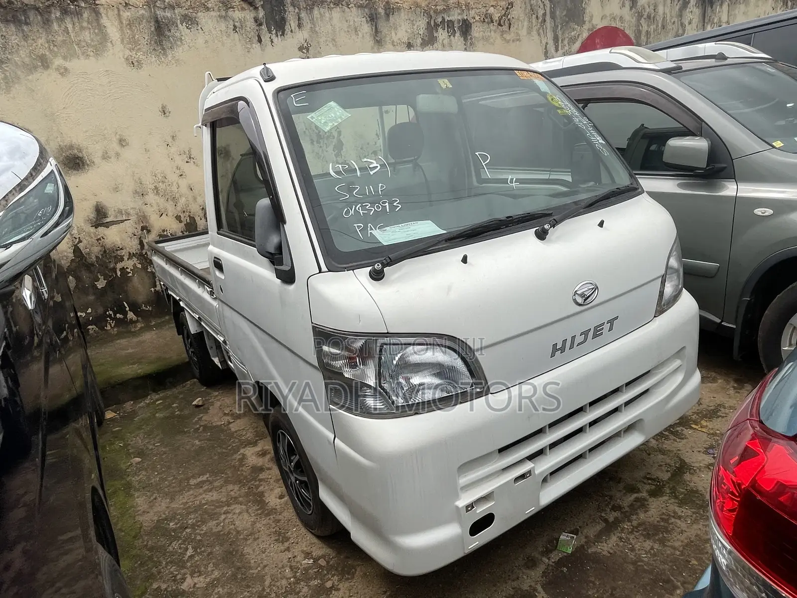 Daihatsu HIJET 2012 White