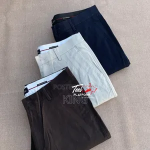 Signature Iron Free Khakis, Pleated, Classic Fit