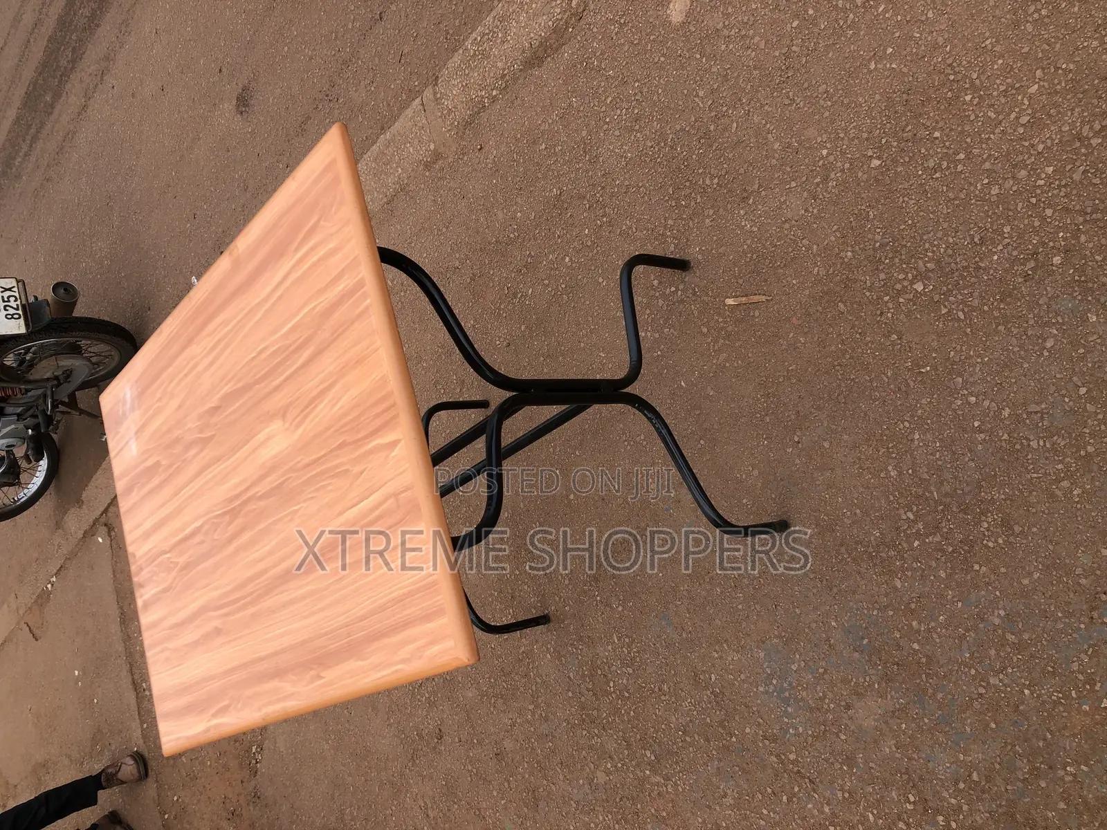 Perfect Comfortable Restaurant Tables