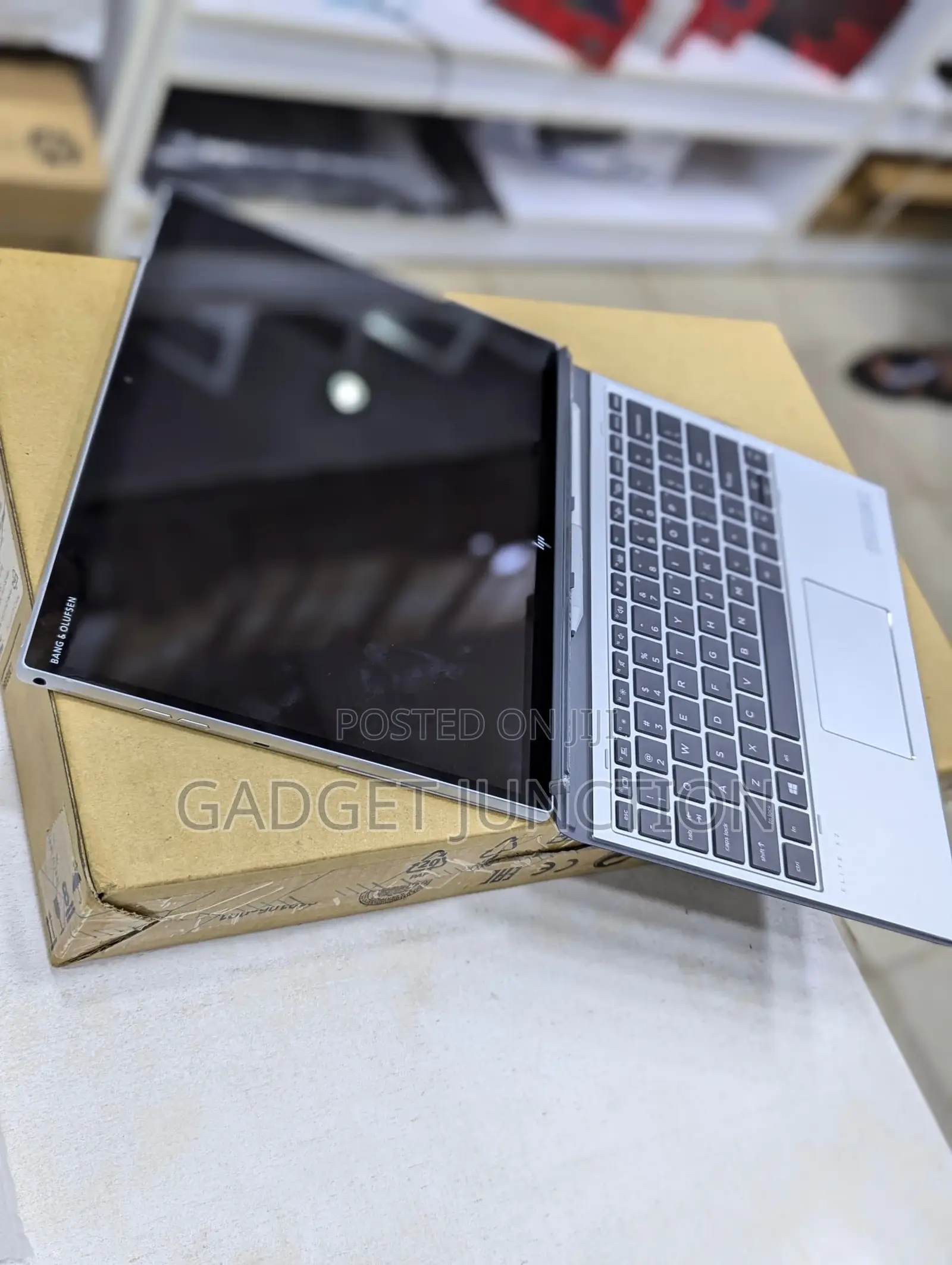 New Laptop HP Elite X2 1012 16GB Intel Core I7 SSD 512GB