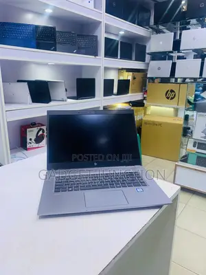 New Laptop HP ZBook Studio G5 16GB Intel Core I7 SSD 512GB