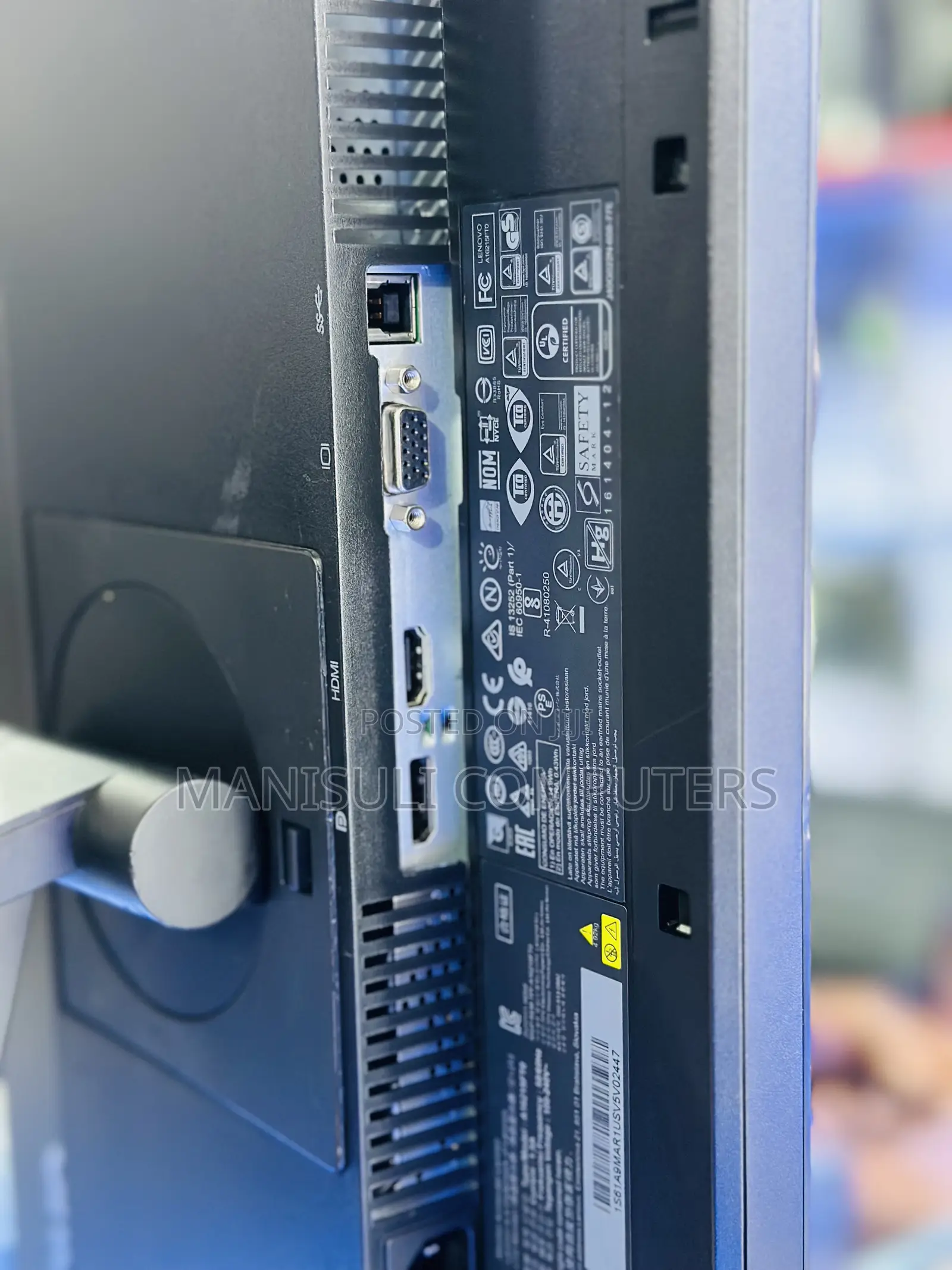 Monitor Lenovo Ips 24 Inch Screen Ips VGA USB 3.0 DP DIV