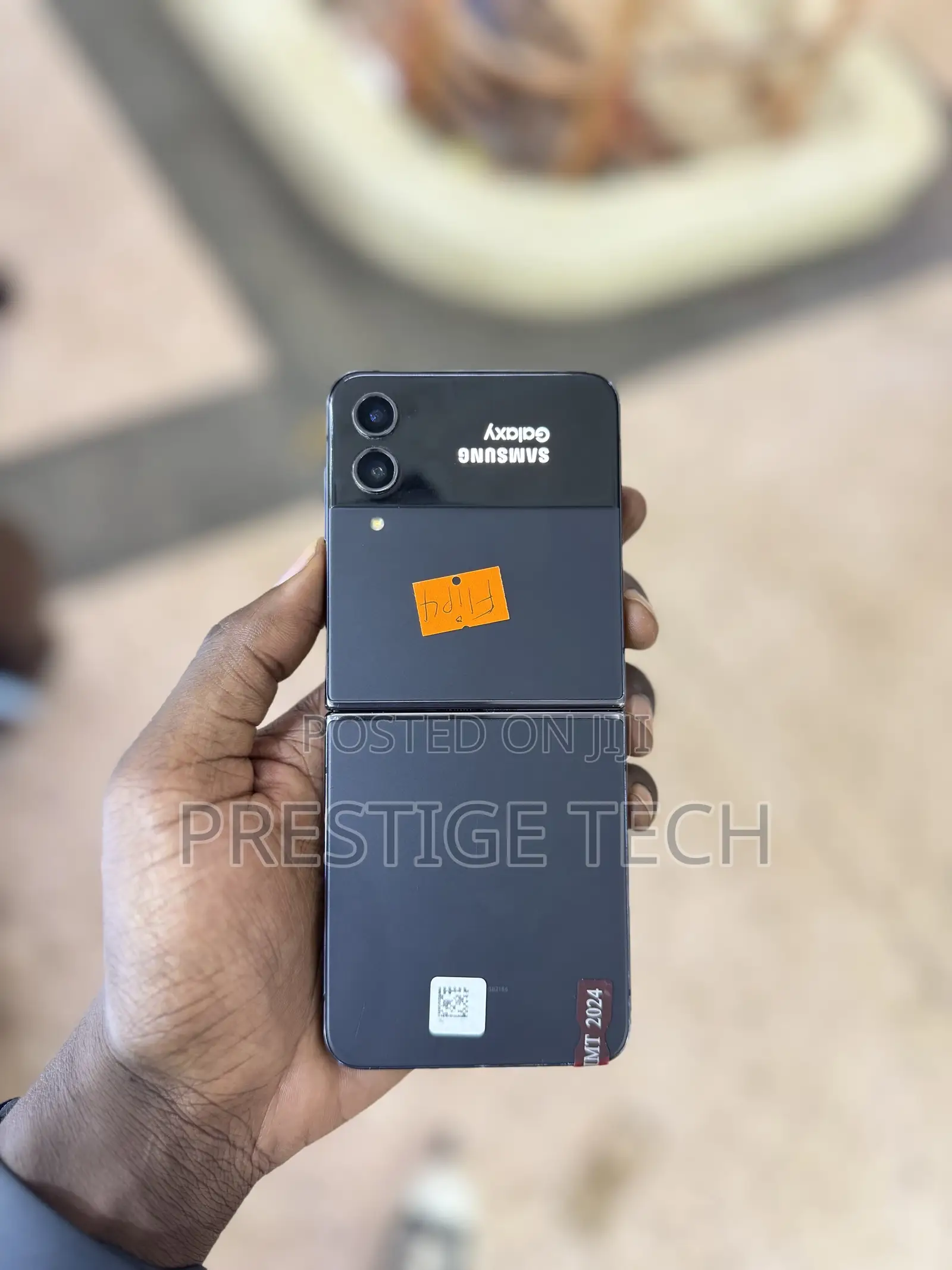 Samsung Galaxy Z Flip4 128 GB Black