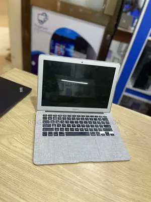New Laptop Apple MacBook Air 8GB Intel Core I5 SSD 128GB