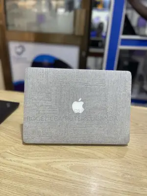 New Laptop Apple MacBook Air 8GB Intel Core I5 SSD 128GB