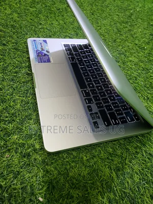 Laptop Apple MacBook Pro 2012 4GB Intel Core I5 HDD 320GB