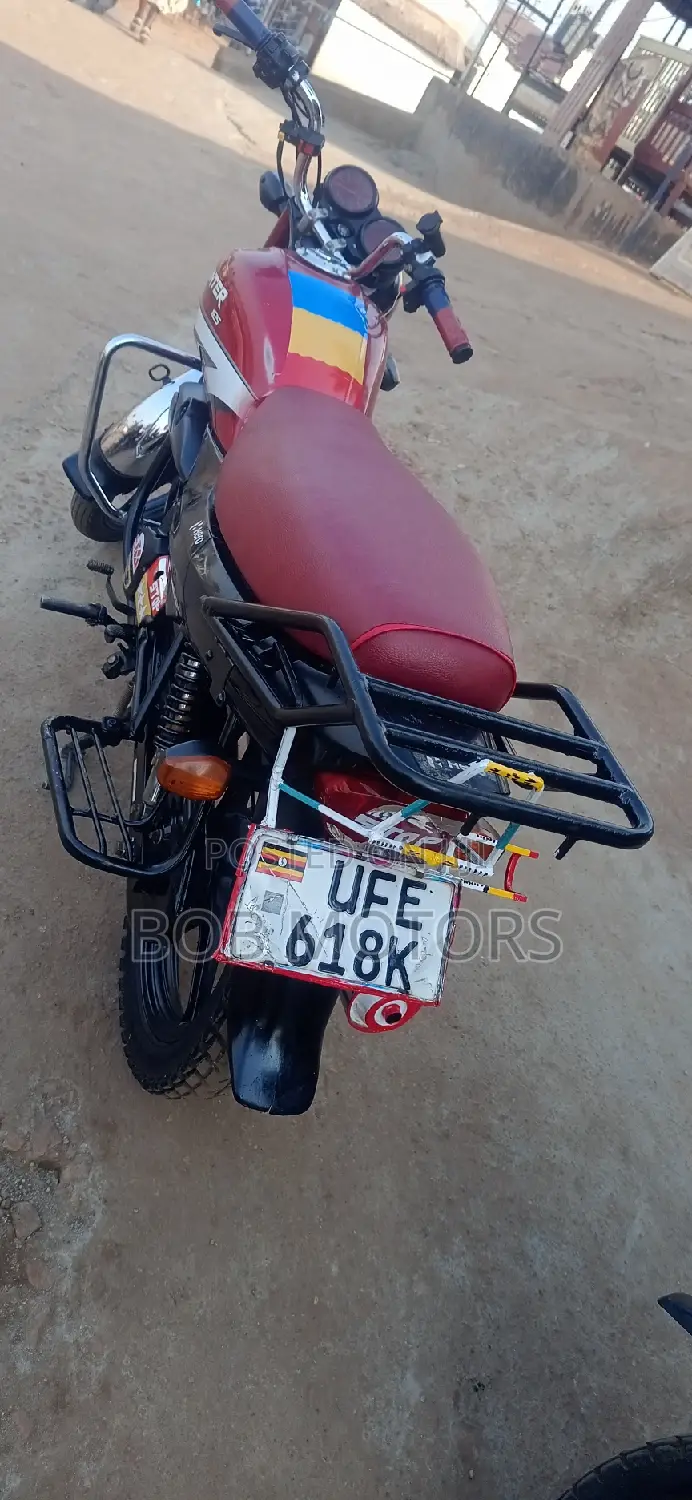 Hero Hunter 125 2021 Red