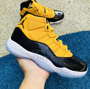Original Black/Yellow Air Jordan 11 Retro Sneakers