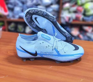 Nike Men's Phantom GT2 Elite Football Boots