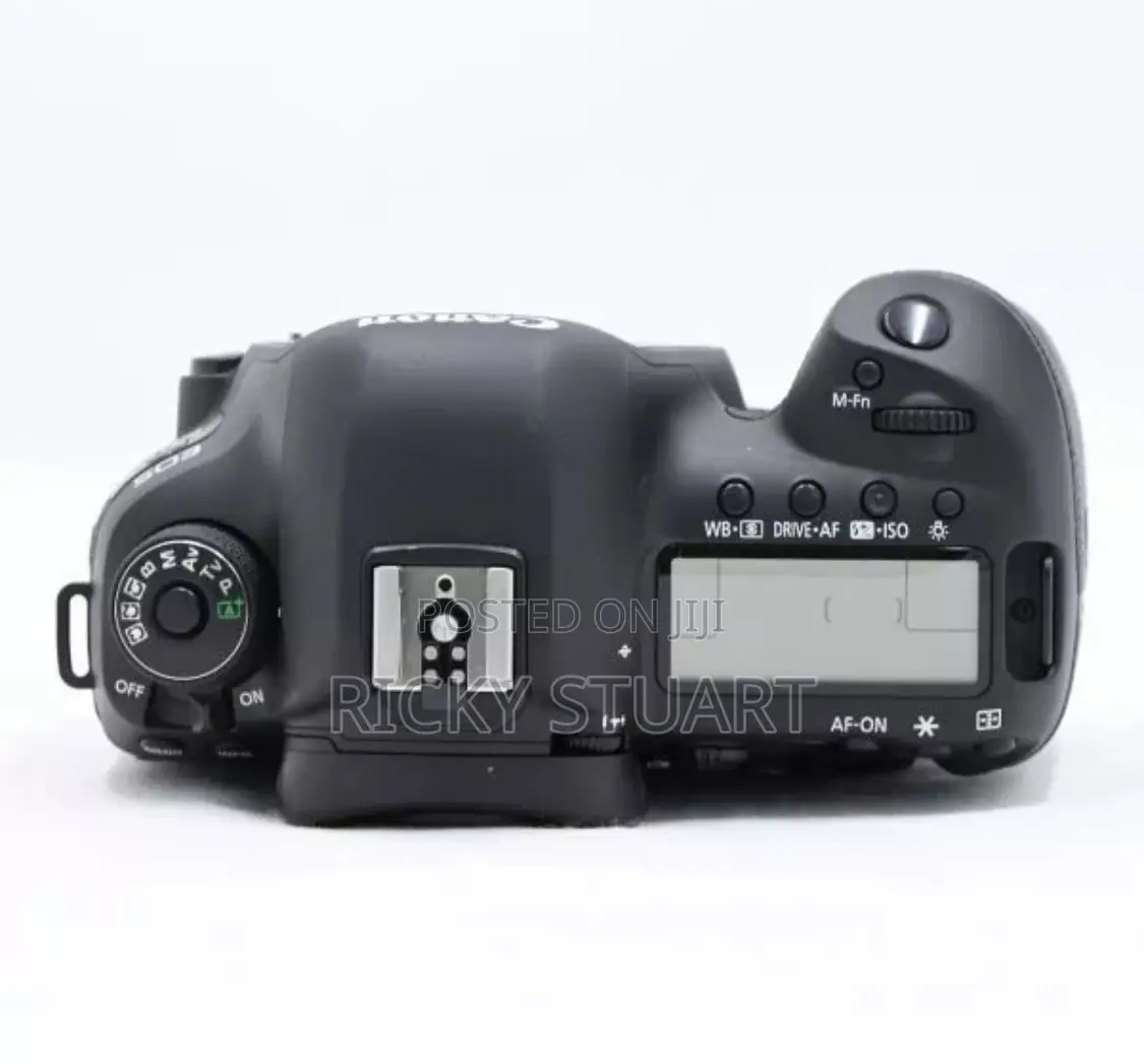 Canon 5D Mark IV Camera (Body Only), Full-Frame 30.4 Mp