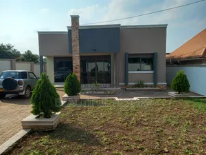 Furnished 4bdrm House in Kira for sale