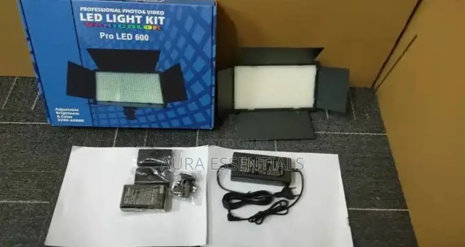 Pro LED 600 LED Video Light Pro Photography Lamp