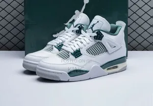 Air Jordan 4 Retro Oxidized Green