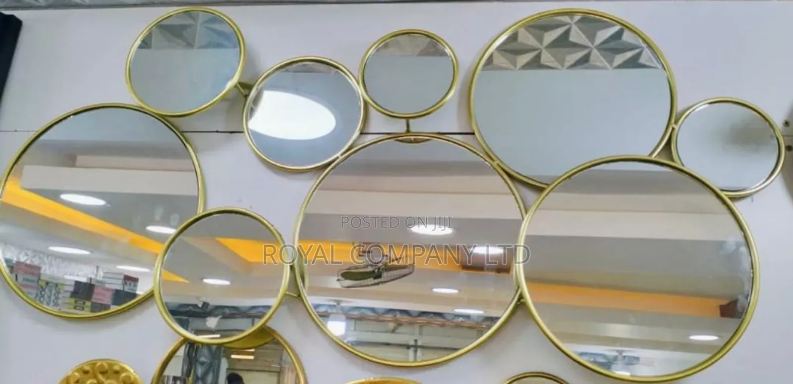 Wall Home Decor / Multi Round Mirrors
