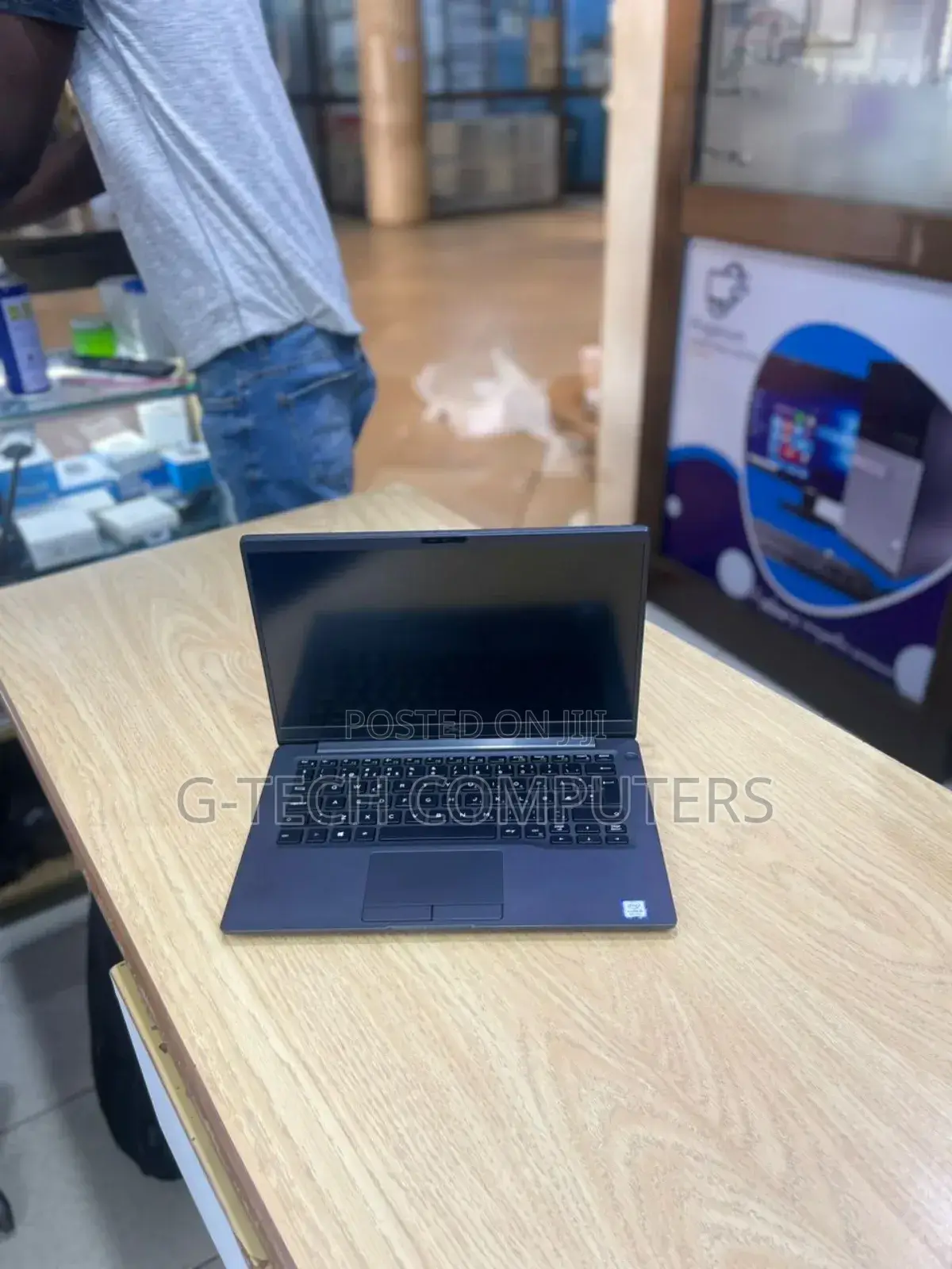 New Laptop Dell Latitude 7400 16GB Intel Core I5 SSD 512GB