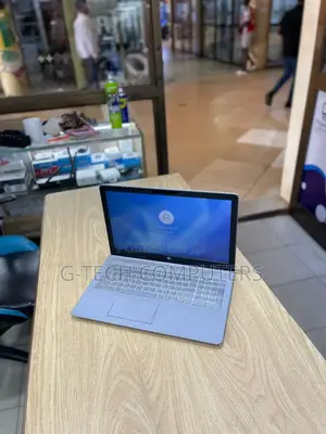 New Laptop HP Pavilion 15 8GB Intel Core I7 HDD 1T