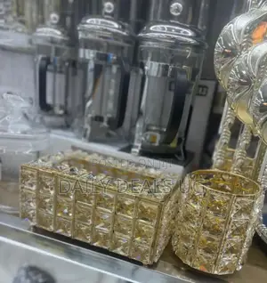 Table Glass Tissue Holder