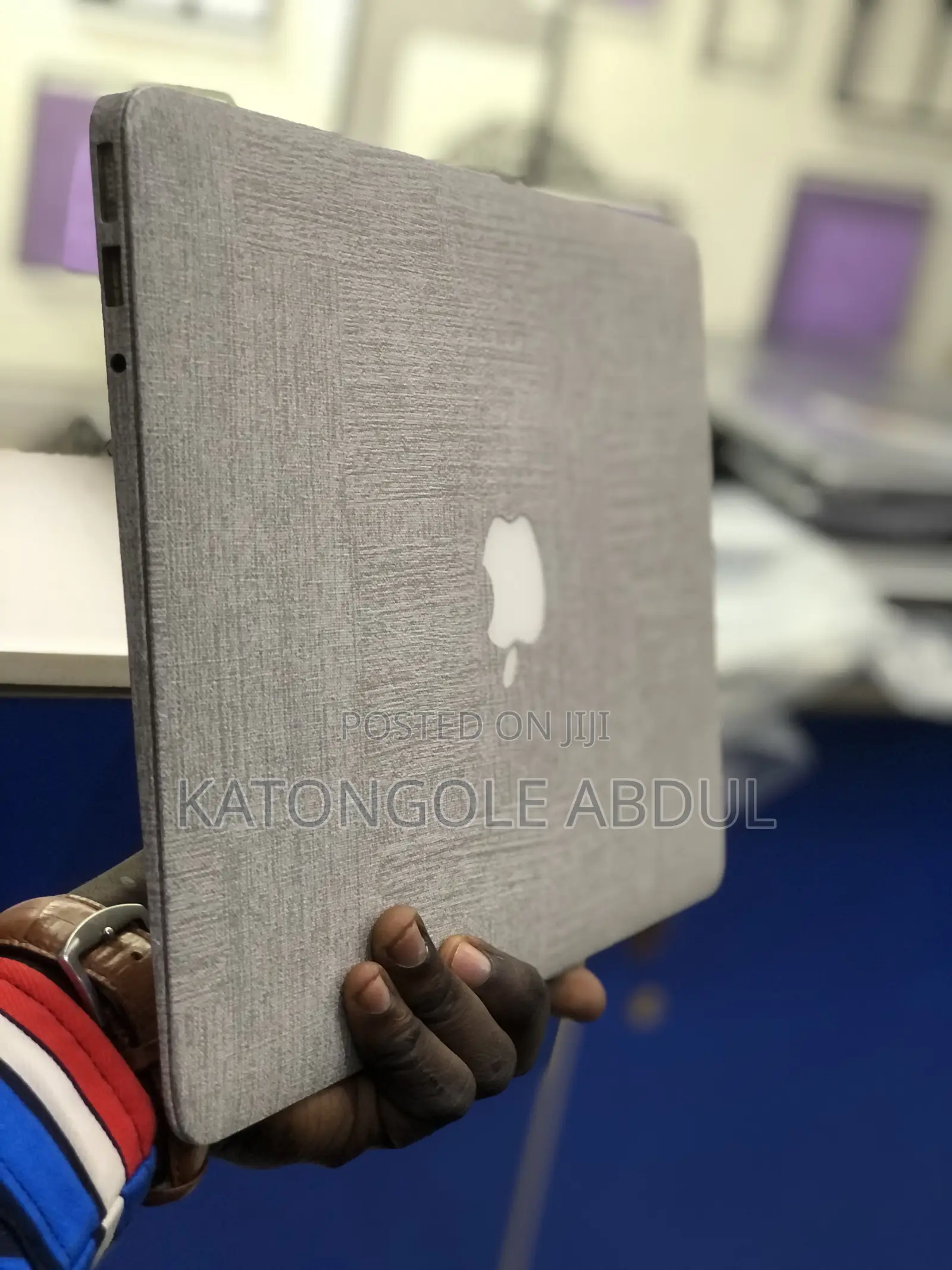 New Laptop Apple MacBook Air 2015 8GB Intel Core I5 SSD 128GB