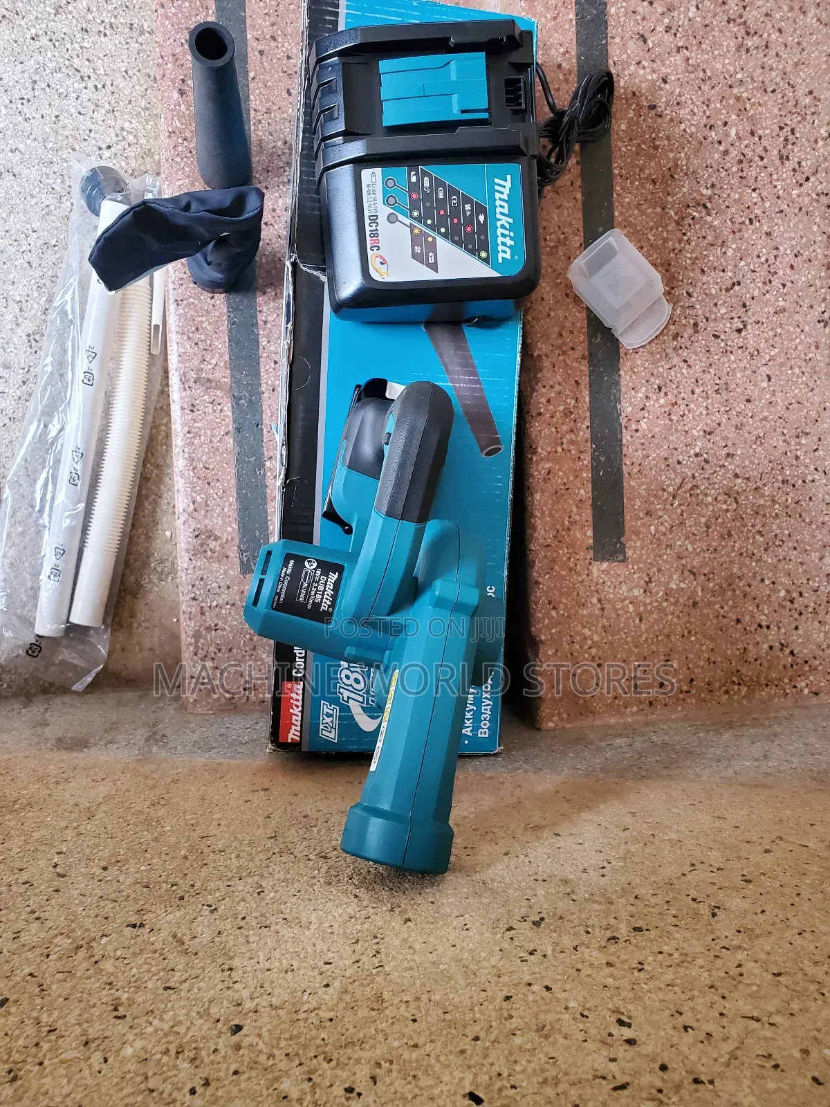 Original Makita Air Blower 18V (Sucking and Blowing)
