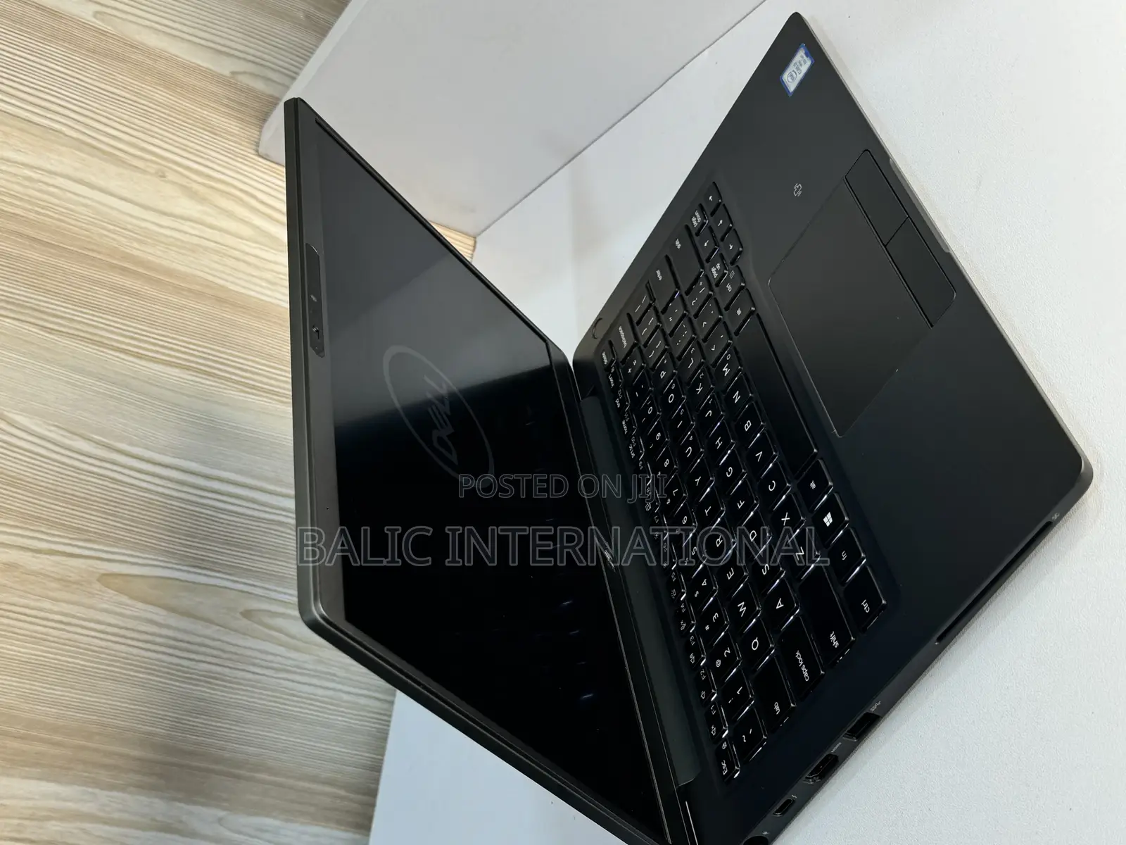Laptop Dell Latitude 7300 16GB Intel Core I7 SSD 512GB