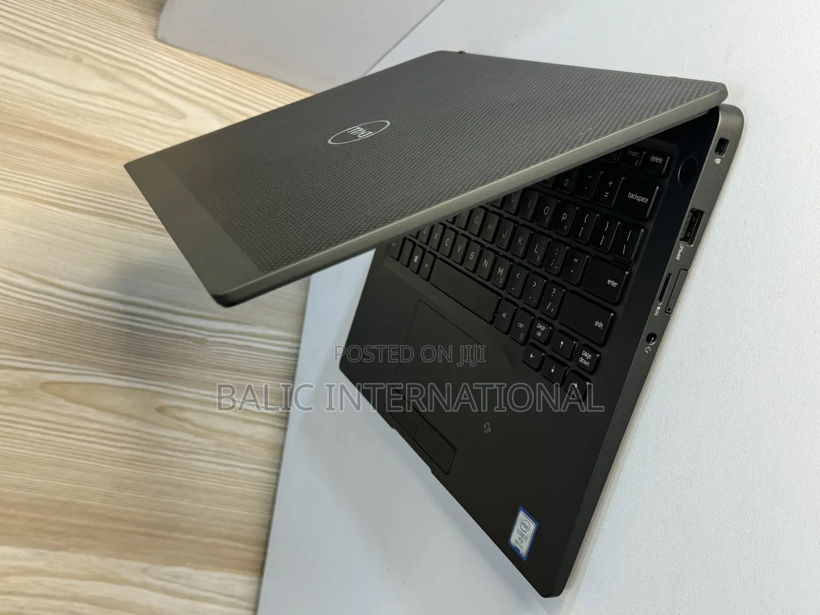 Laptop Dell Latitude 7300 16GB Intel Core I7 SSD 512GB