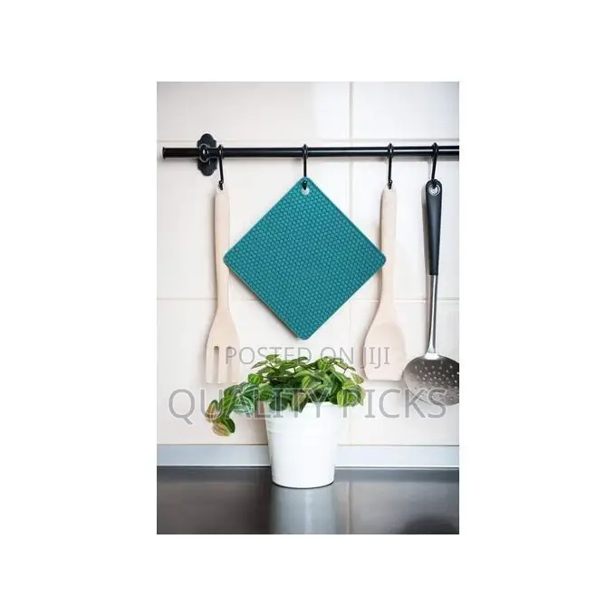 4 PC Square Silicone Trivet Pot Holders Drying Non-Slip Mats