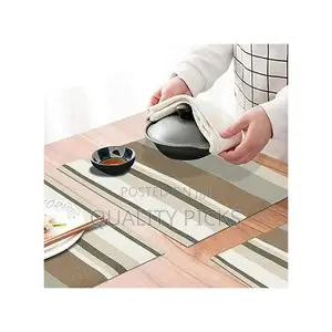 6 PCS Table Mats With a Runner - Grey