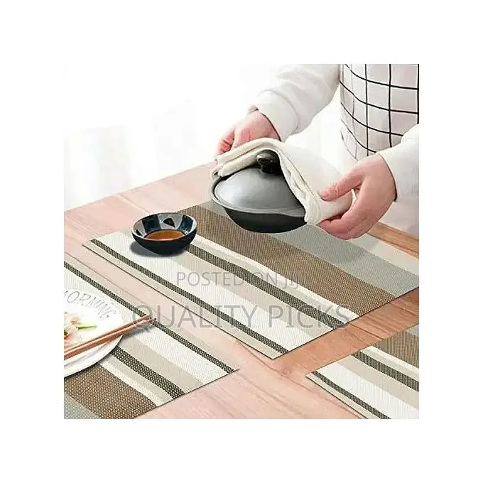 6 PCS Table Mats With a Runner - Grey