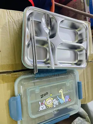 304 Partitioned Lunchbox With Spoon