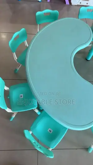 Plastic Kids Moon Table Kids Table