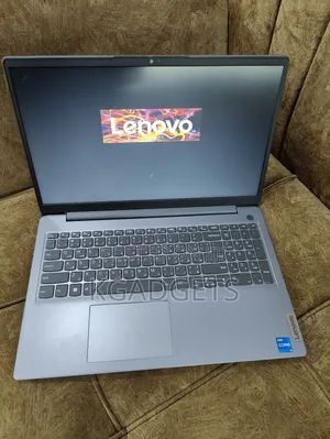 Laptop Lenovo Ideapad 3 8GB Intel Core I5 HDD+SSD 256GB