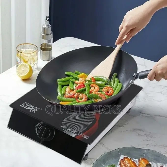Glass Single Burner Gas Stove Cooker- Black.