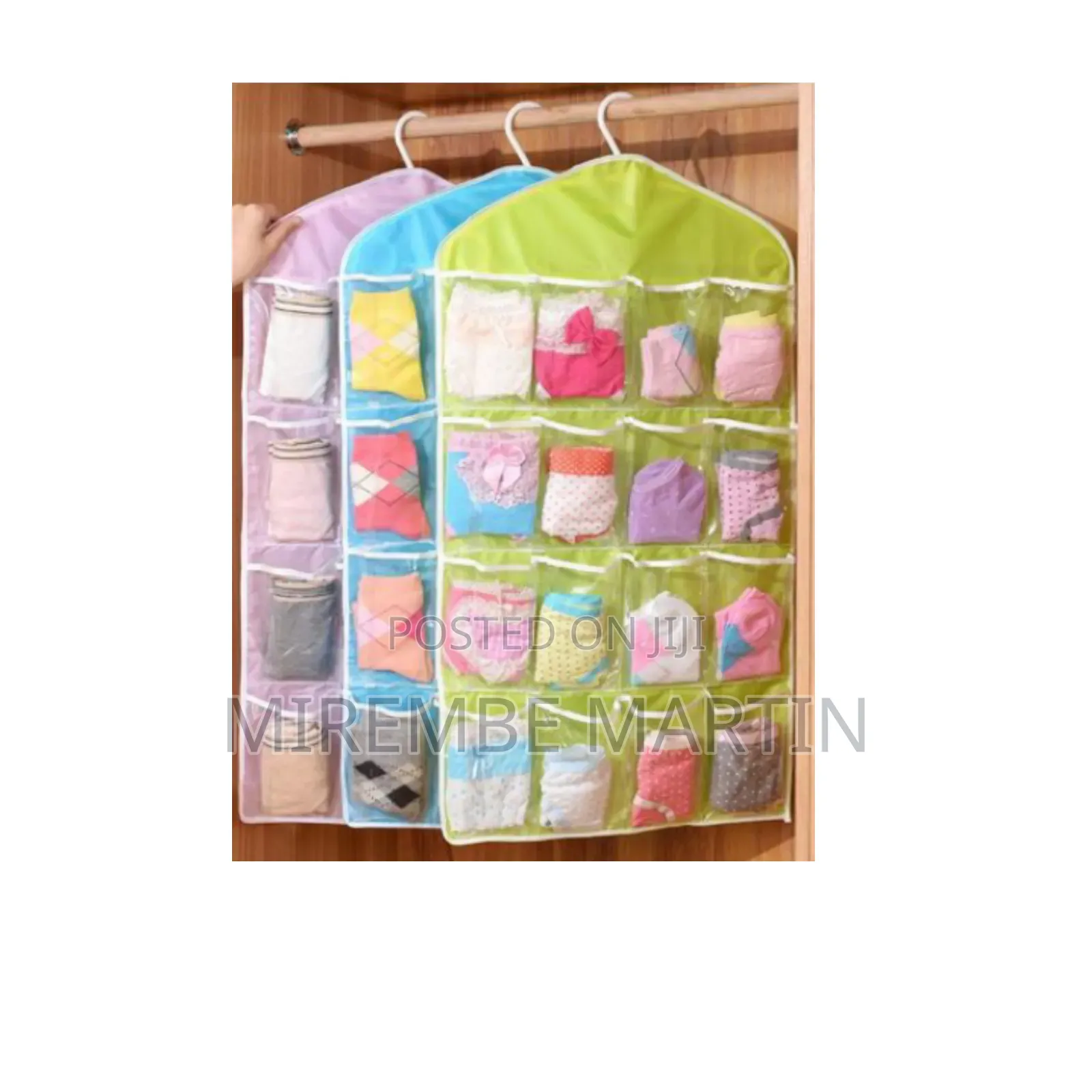 16 Grids Hanging Bag.