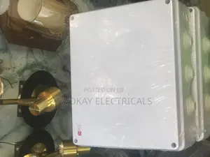 300x250x120 Adaptable Box