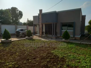 Furnished 4bdrm Bungalow in Kira for sale