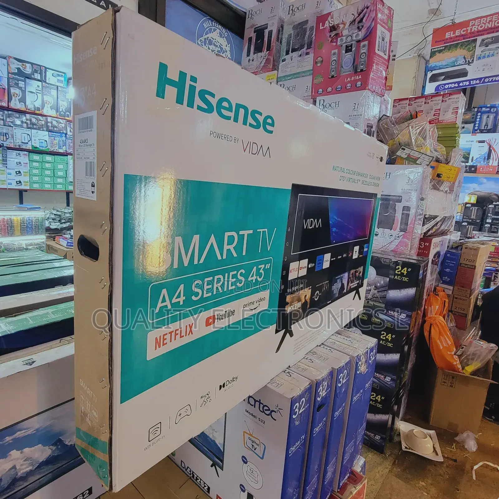 Hisense 43 Inches Smart Tv.
