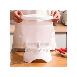 Rotating Beverage Dispenser With 3 Compartments