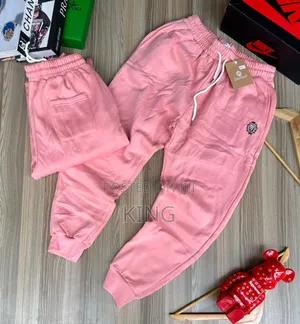 Pink Sweaterpant