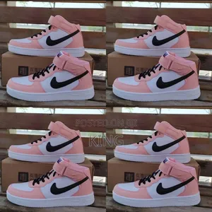 Nike Air Force 1 High Sneakers