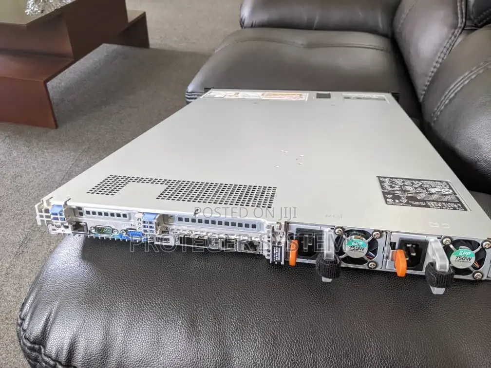 Server Dell Poweredge R630 32GB Intel Xeon HDD 2T