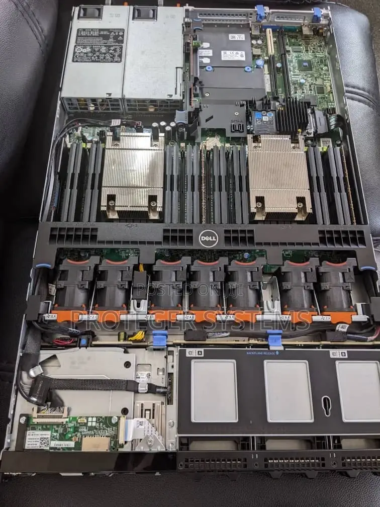 Server Dell Poweredge R630 32GB Intel Xeon HDD 2T