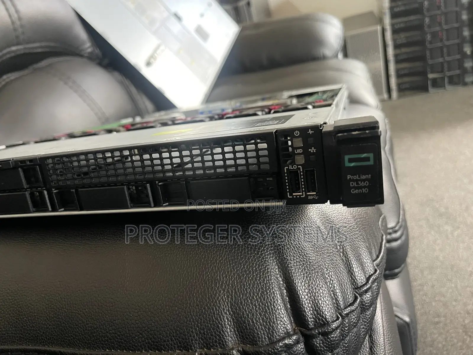 Server HP ProLiant DL360 Gen10 32GB Intel Xeon HDD 640GB
