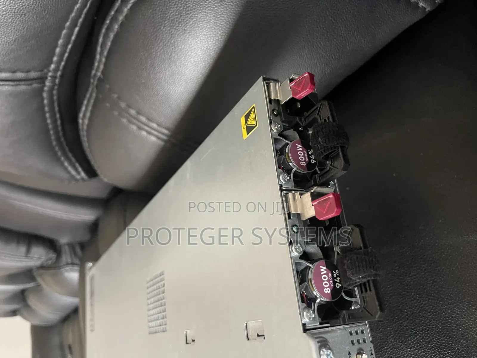Server HP ProLiant DL360 Gen10 32GB Intel Xeon HDD 640GB