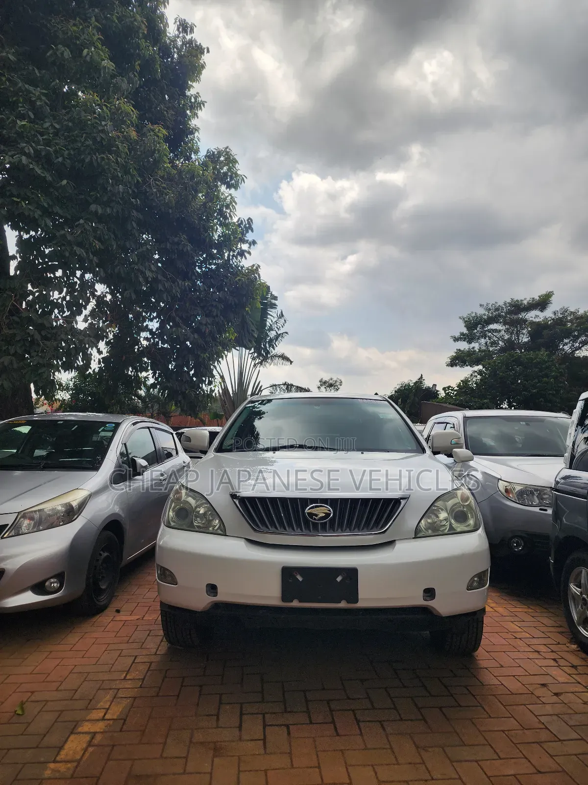 Toyota Harrier 2011 White